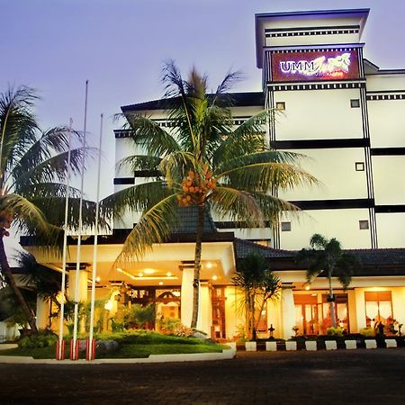 Umm Inn Hotel Malang Dış mekan fotoğraf